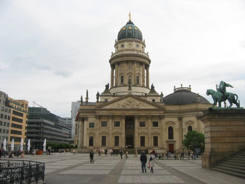 021_berlin_french_cathedral.jpg